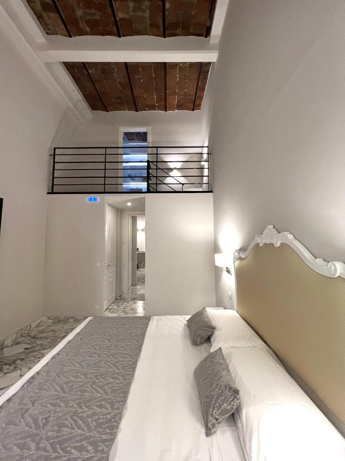 Miluar Luxury B&B - Vanvitelli Napels Buitenkant foto