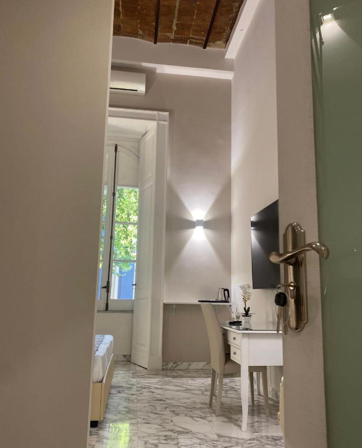 Miluar Luxury B&B - Vanvitelli Napels Buitenkant foto