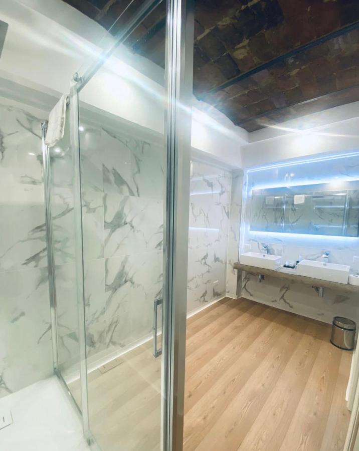 Miluar Luxury B&B - Vanvitelli Napels Buitenkant foto